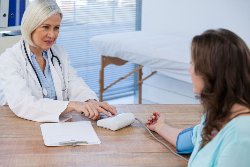 Ubezpieczenie OC dla lekarzy to nie tylko spełnienie prawnych wymagań